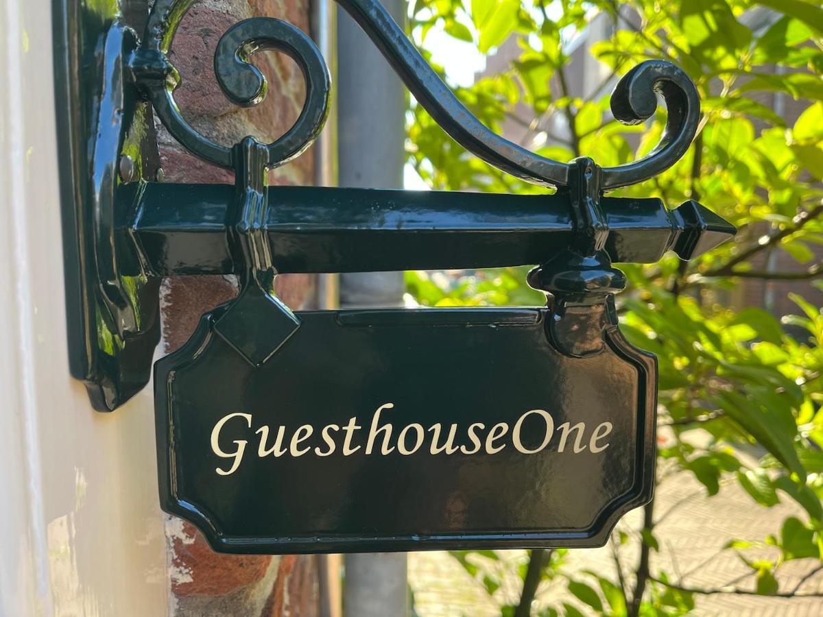 Guesthouseone Haarlem Exterior photo